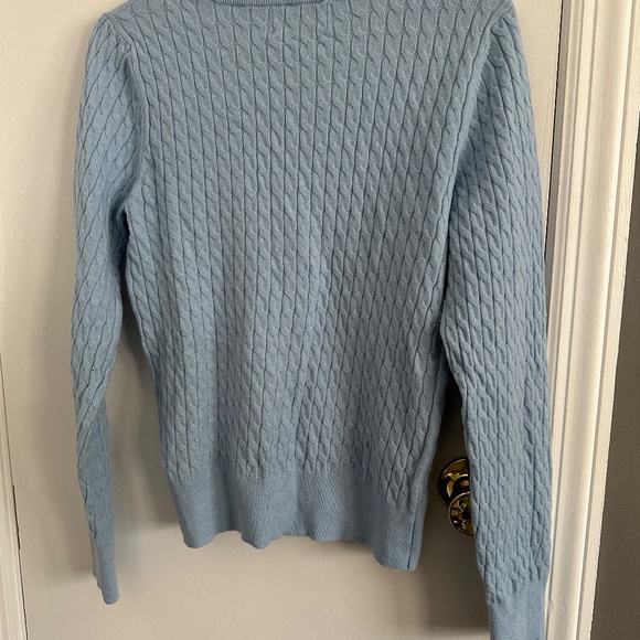 Old Navy Sosoft crew neck cable knit sweater in light blue (020) size Medium - Picture 5 of 6